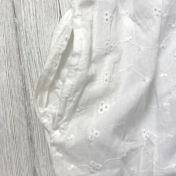 NEW-JESSICA SIMPSON WHITE ELITE JUMPER - Picture 5 of 10